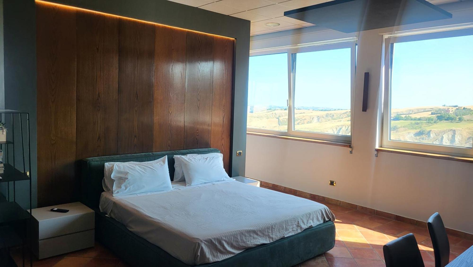 Bellavista Suite Spa Staffolo 外观 照片